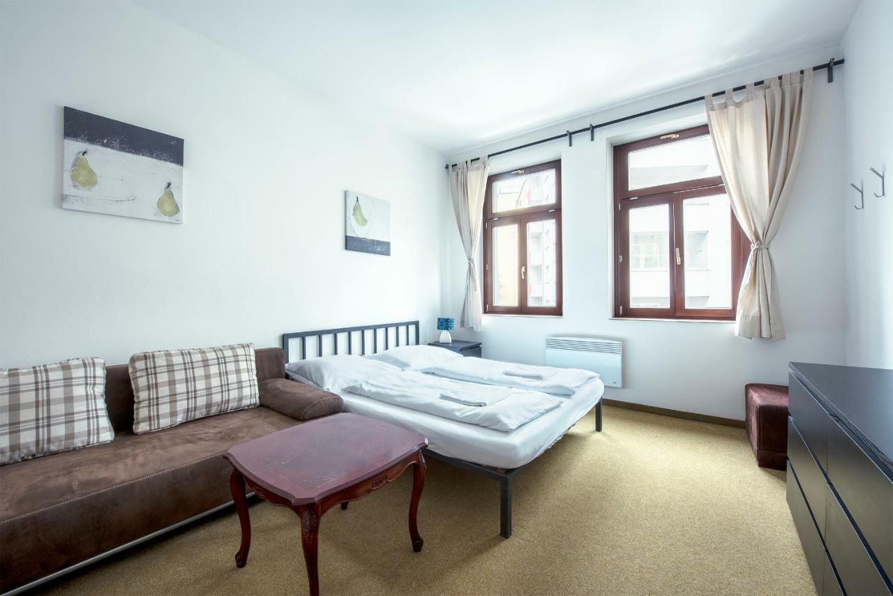 Family Apartments Praha 6 Exterior photo