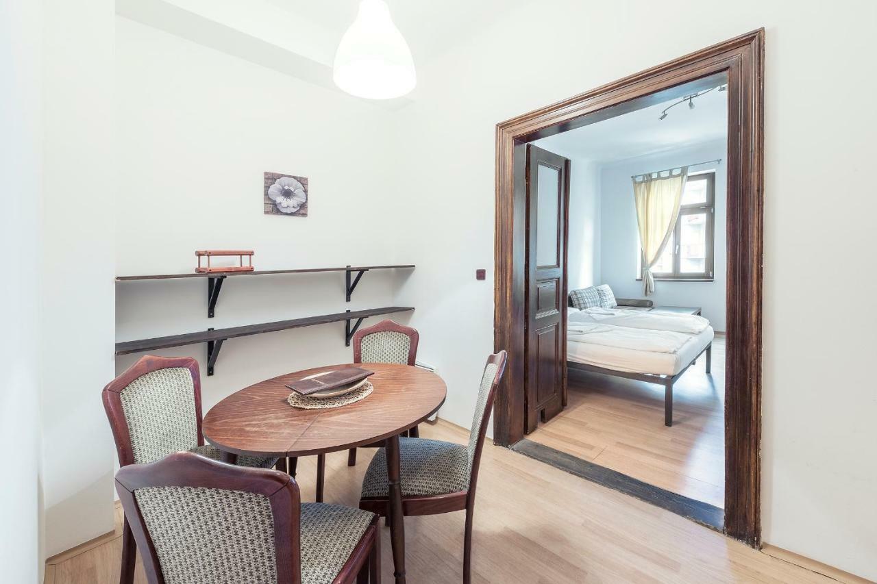 Family Apartments Praha 6 Exterior photo