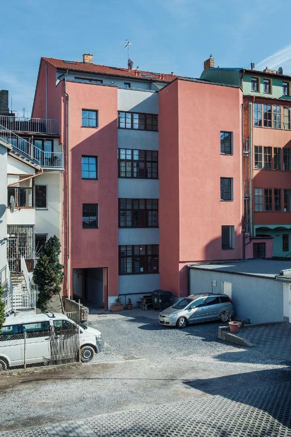 Family Apartments Praha 6 Exterior photo